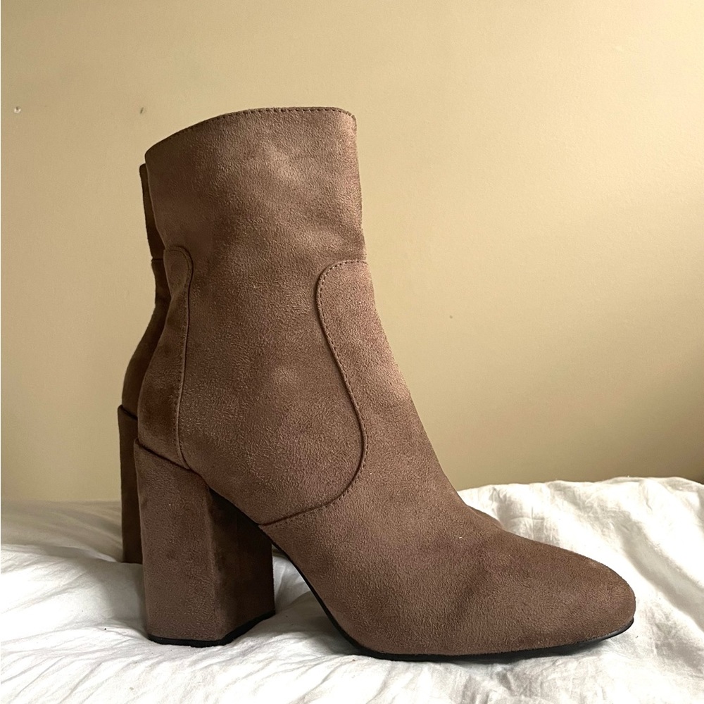 Brown suede heeled booties